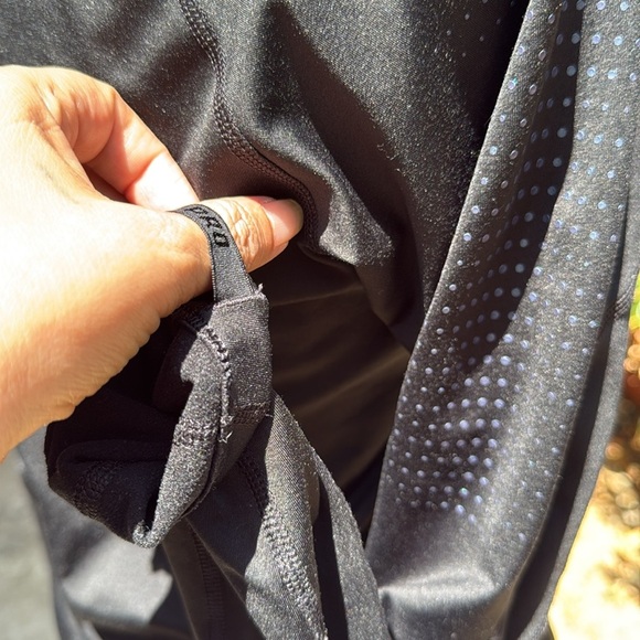 Nike Black Fitted Long Sleeve Top with Zipper - Picture 3 of 4